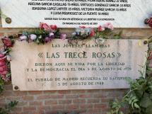 las 13 rosas